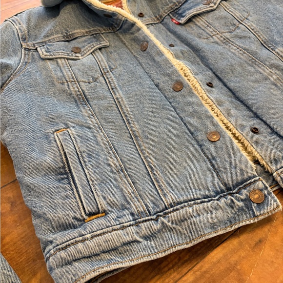 Levi's Sherpa Trucker Denim Jacket from Revolve - Picture 6 of 11